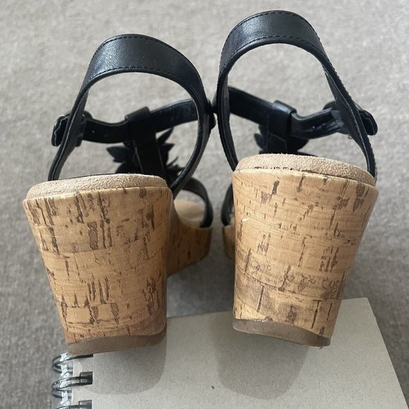 Wear Ever Sandals Womens 7.5 Black Faux Leather Floral Wedge Buckle 3" Heel - Picture 11 of 15